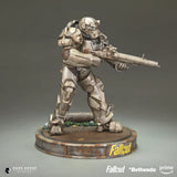 Fallout (Amazon TV Show): Maximus 10" Inch Posed Figure - Dark Horse