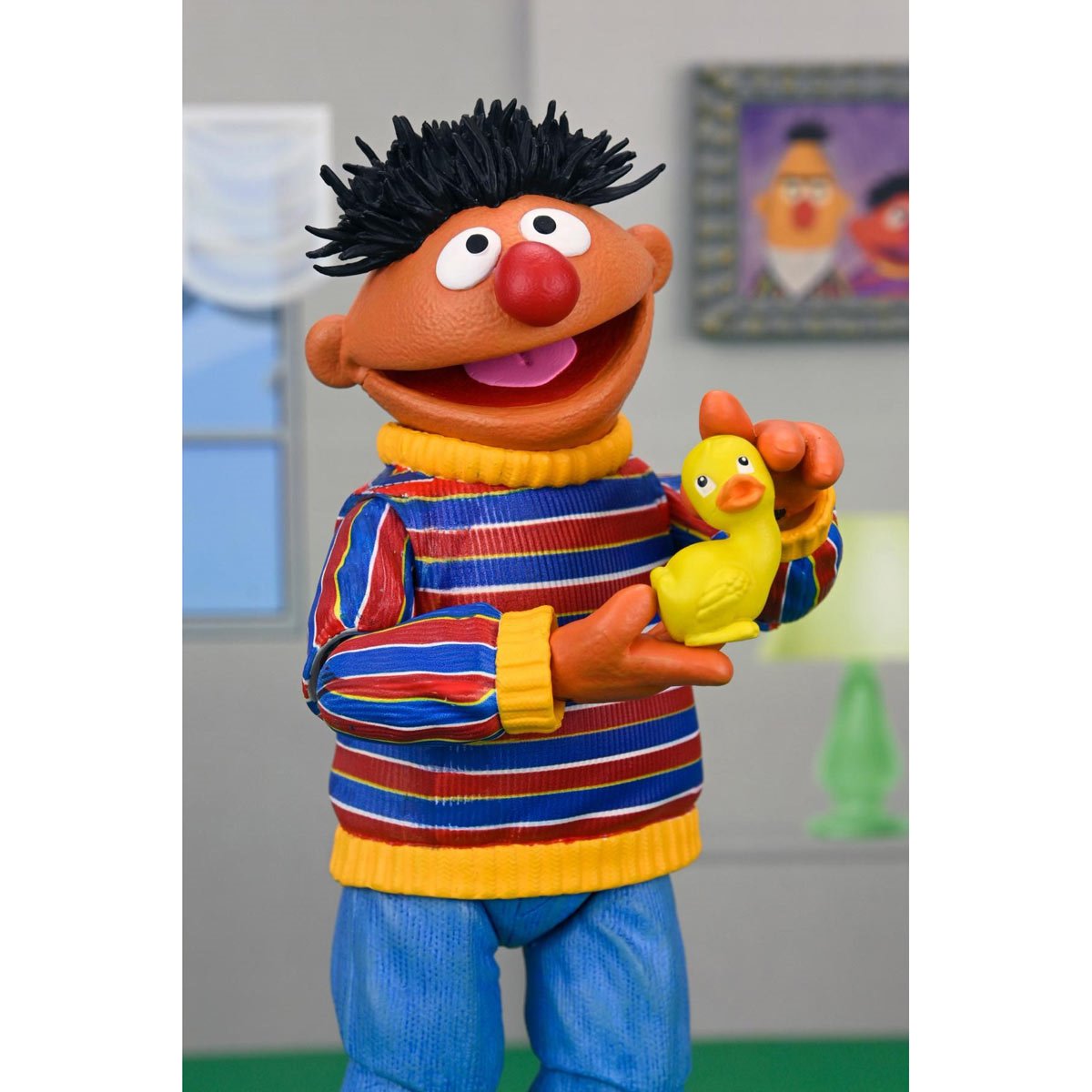 Sesame Street Ultimate Ernie 7” Scale Action Figure - NECA – Props