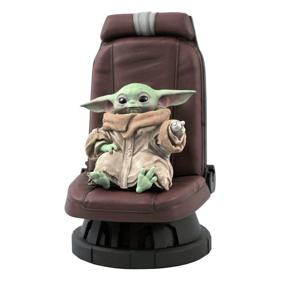 Star Wars The Mandalorian Premier Collection 1/2 The Child in Chair 11.8