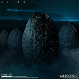 MEZCO ONE:12 COLLECTIVE Alien Action Figure