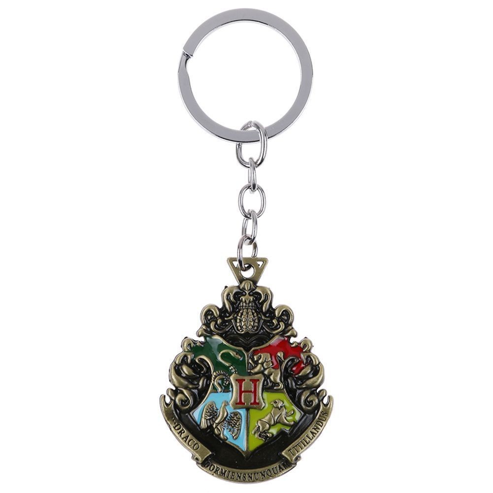 Harry Potter Hogwarts Crest Keyring Keychain – Props & Replicas.co.uk