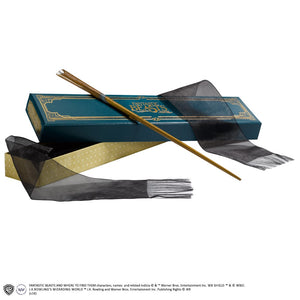 Newt Scamander's Wand in Ollivander Box Fantastic Beasts and Where To Find Them - Noble Collection NN5622