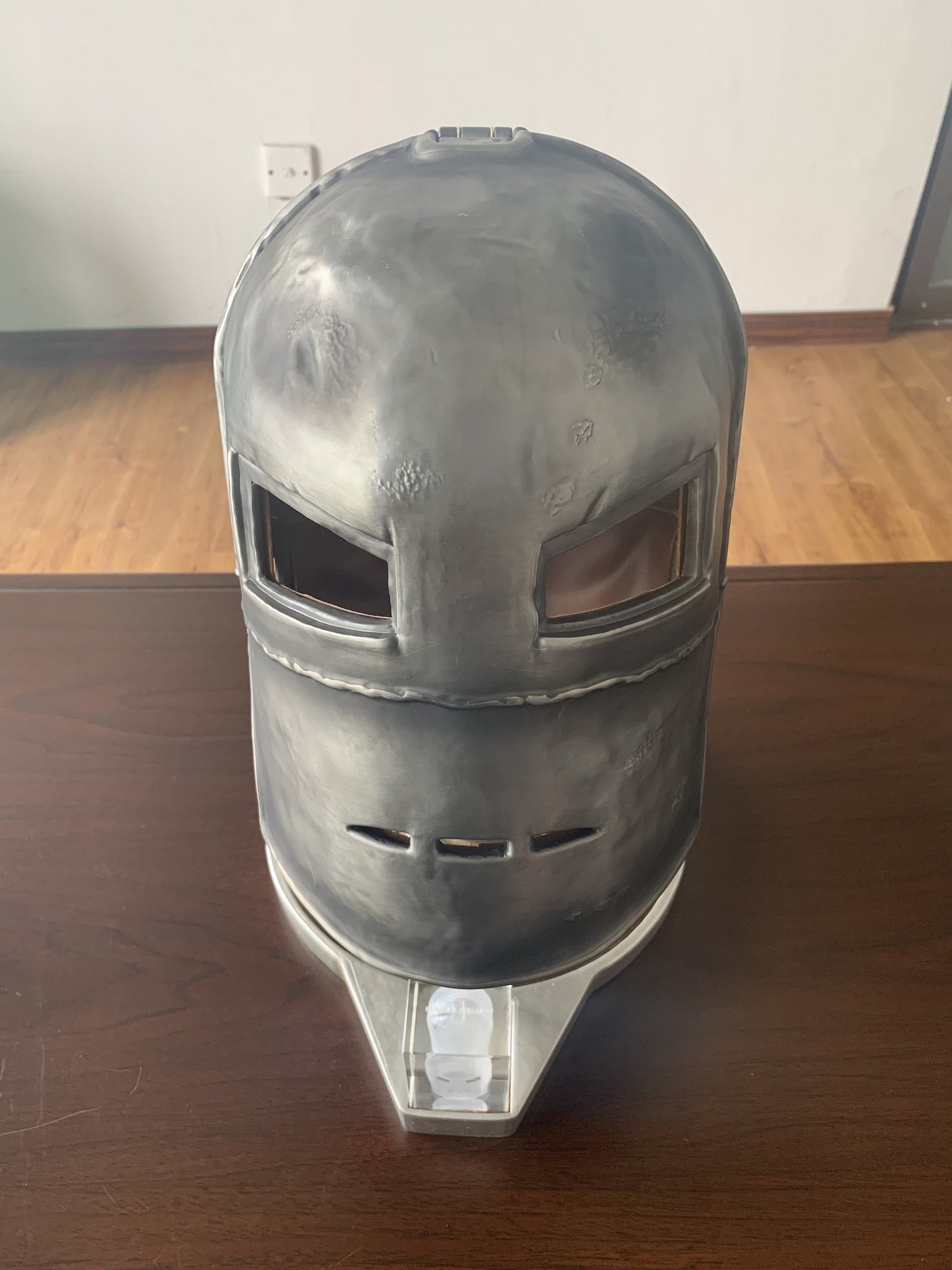1:1 Scale Iron Man MK1 Full Metal Wearable Helmet with Stand – Props & Replicas.co.uk 1:1 Scale Iron Man MK1 Full Metal Wearable Helmet with Stand – Props & Replicas.co.uk